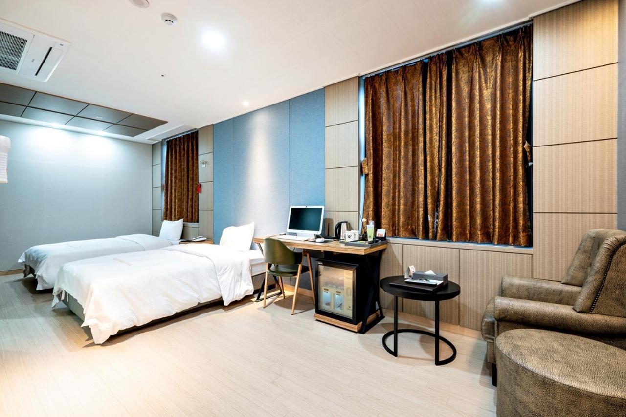 Siheung Seoul Tourist Hotel Zewnętrze zdjęcie